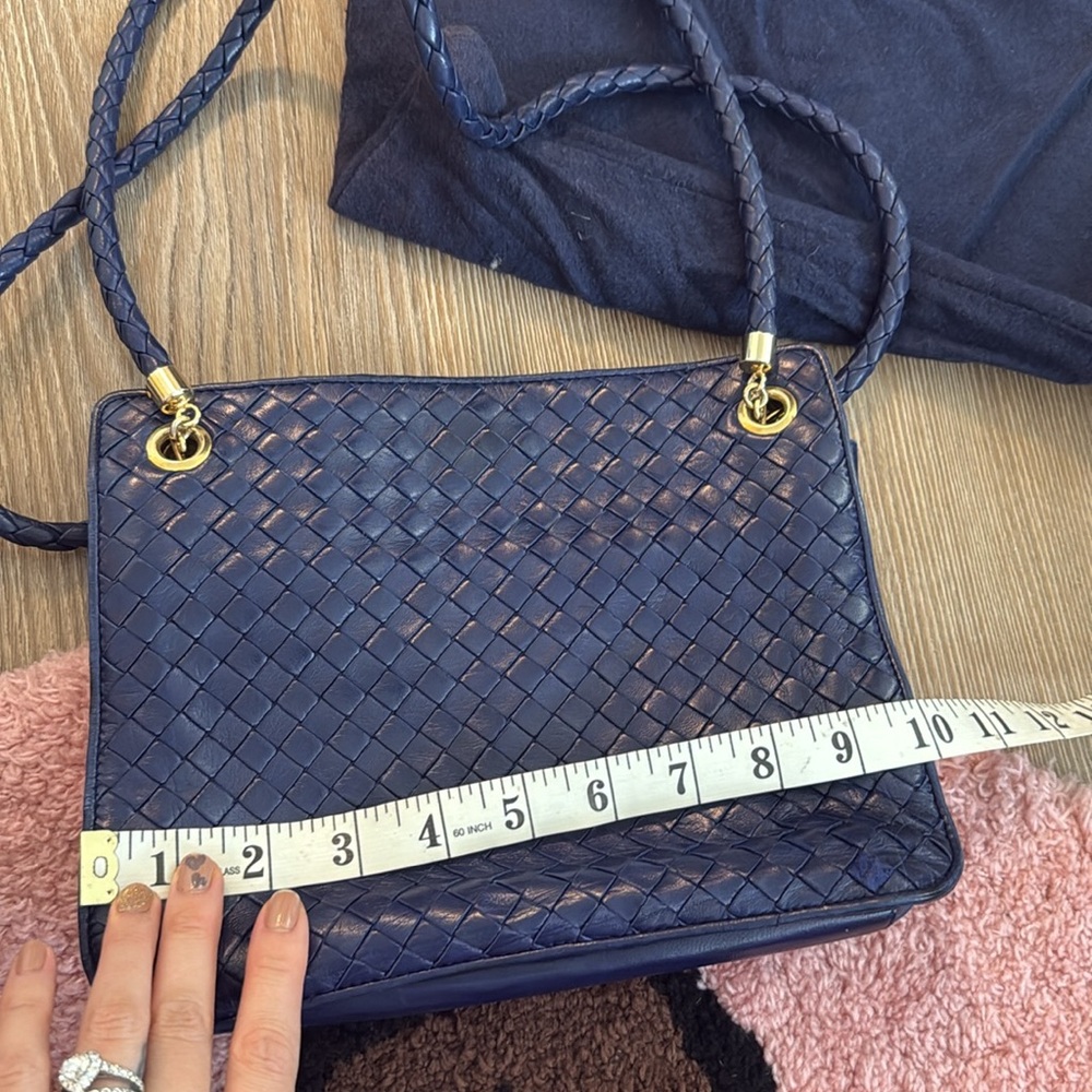Vintage Bottega Veneta Intrecciato lamb leather Shoulder Bag - Picture 8 of 17
